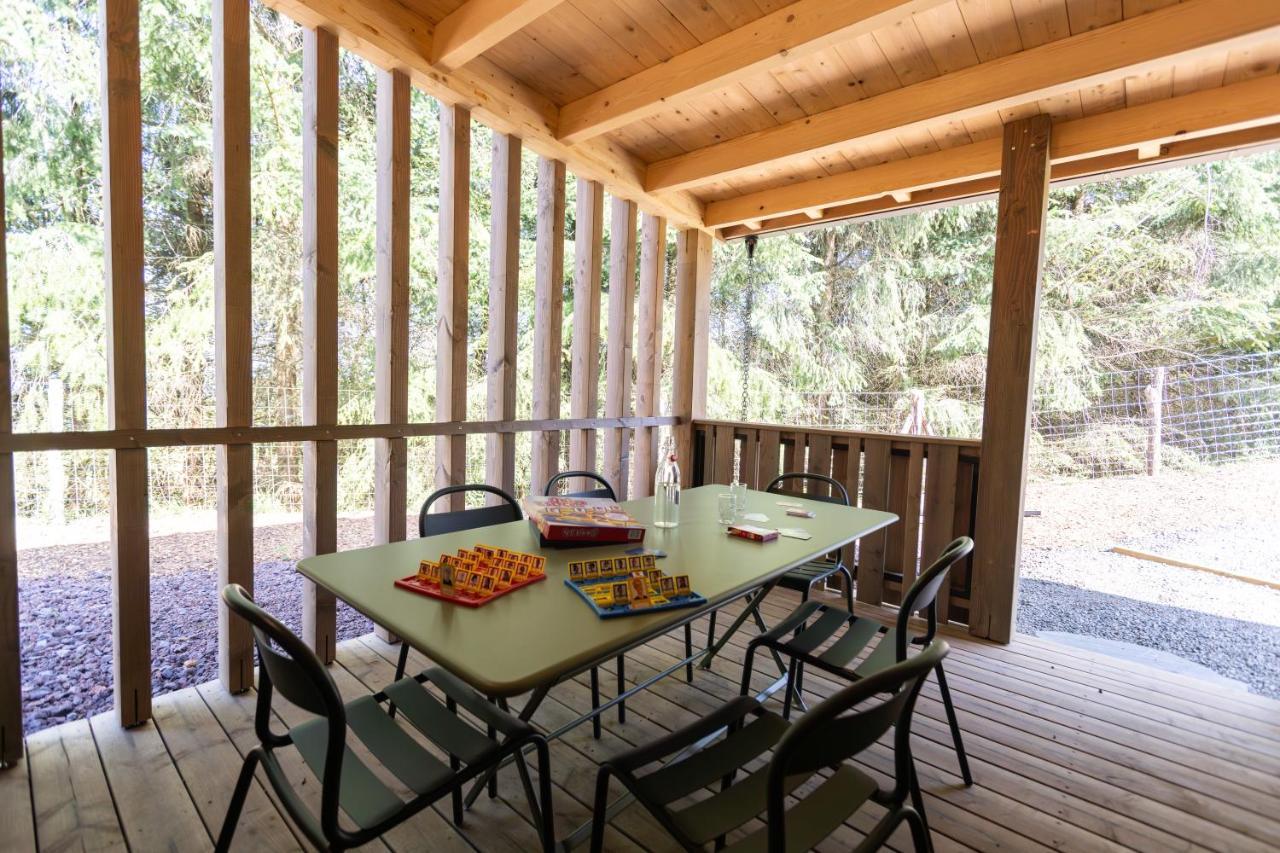 Hotel - Lodges De Lemptegy Saint-Ours  Εξωτερικό φωτογραφία